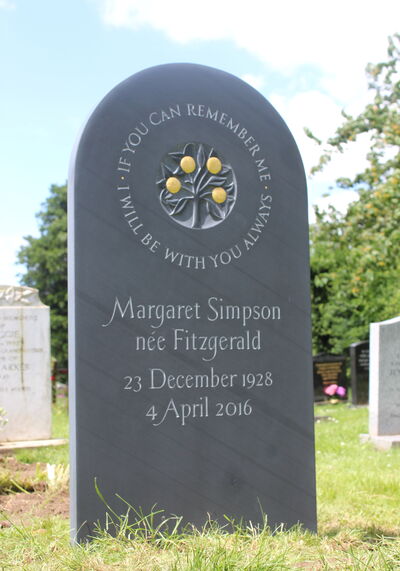 Circular headstone epitaph Stoneletters