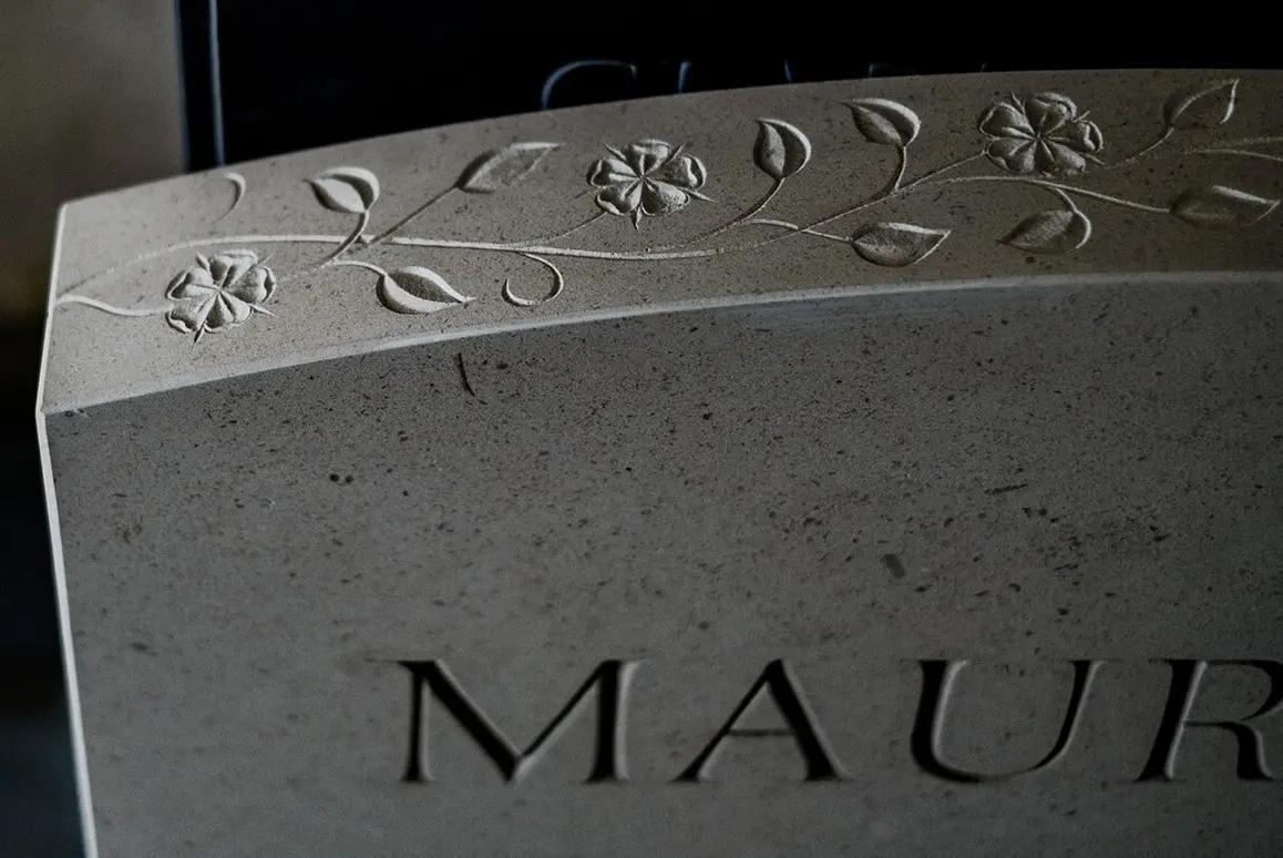Bespoke gravestone 002 2
