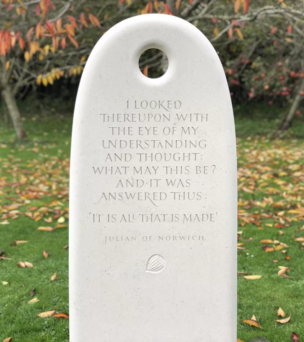 choosing a headstone