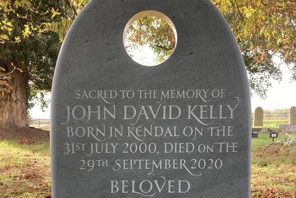bespoke pebble headstone slate