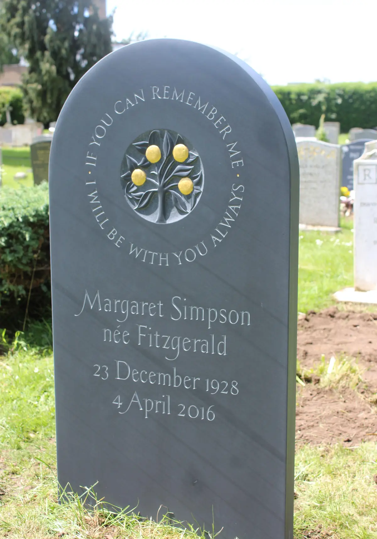 Symbol tree with golden apples