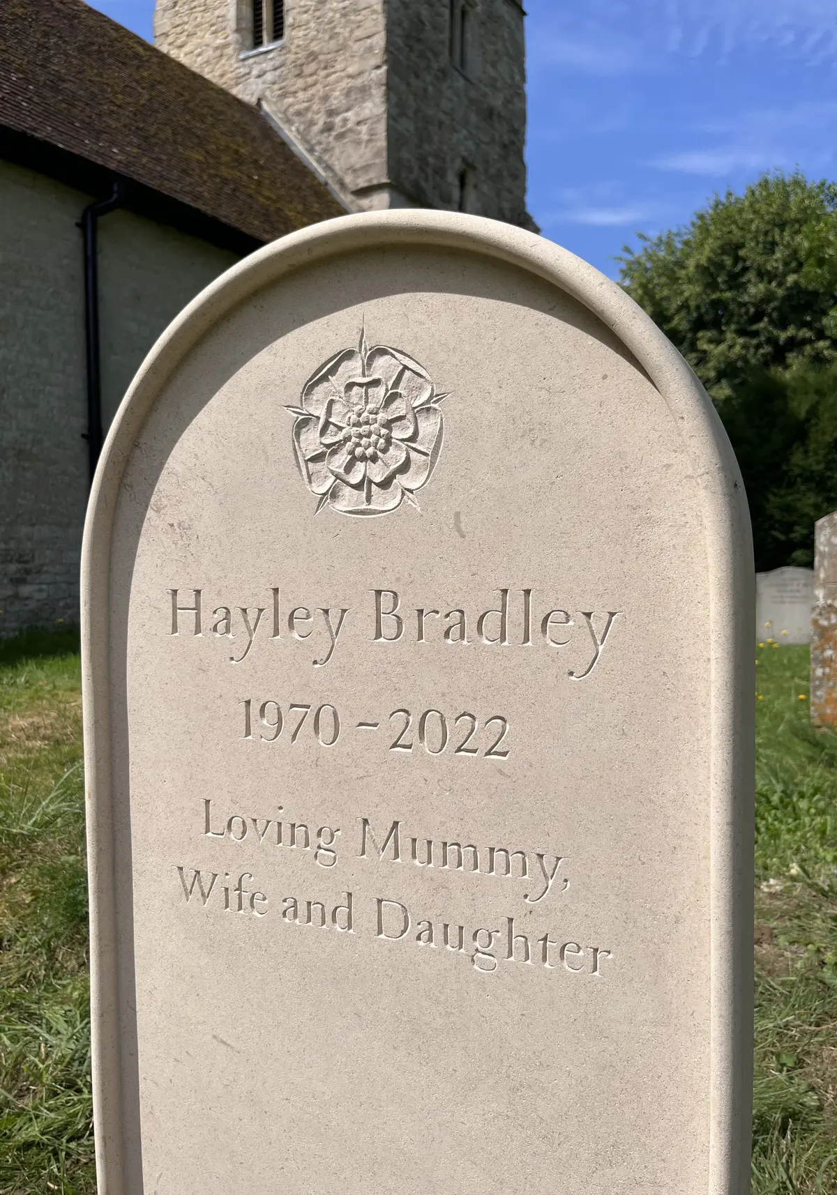 simple but modern design for headstone