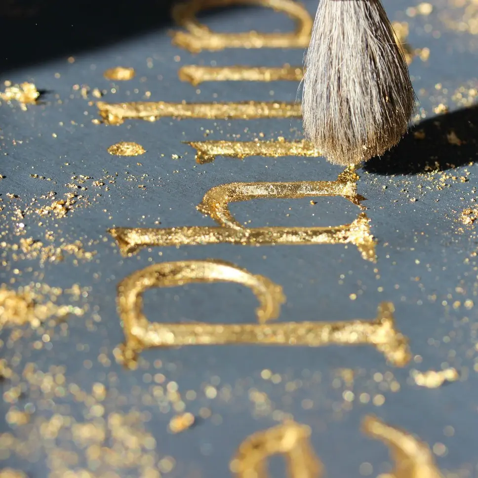 Gilding plaque