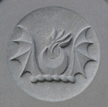 bat wings crest on headstone