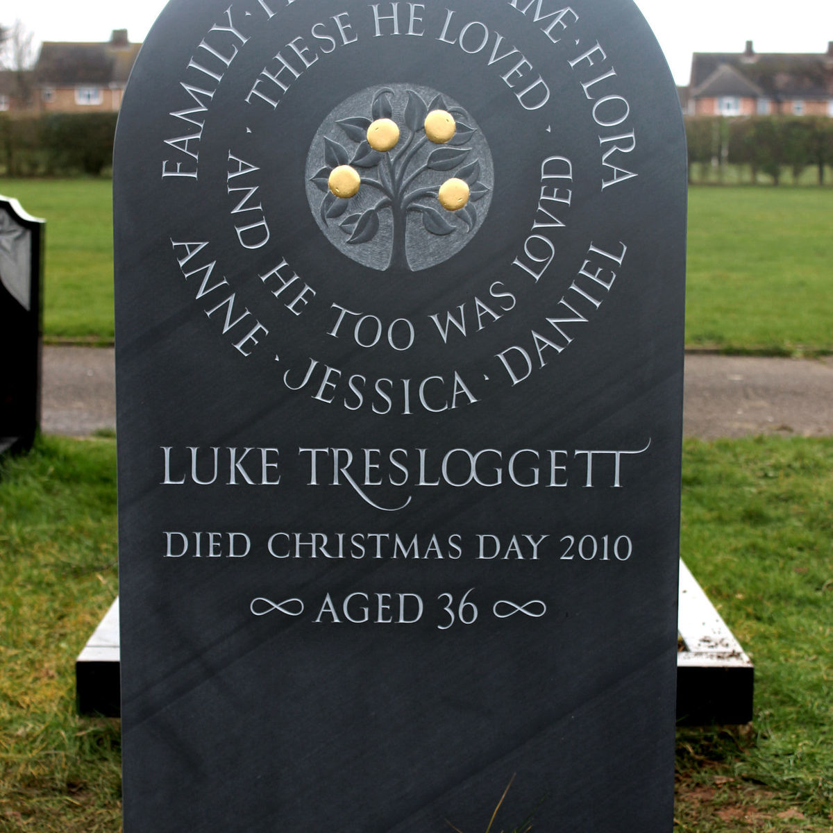 What is the best stone for a headstone? Stoneletters