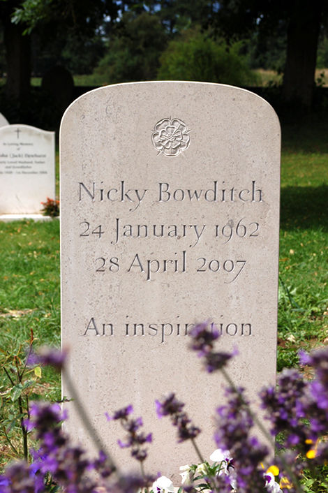 Headstones to inspire- 30 Unique, Hand-Carved Headstones | Stoneletters