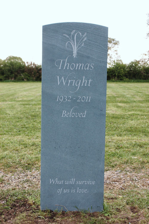 What is usually on a headstone? Expert Advice Stoneletters