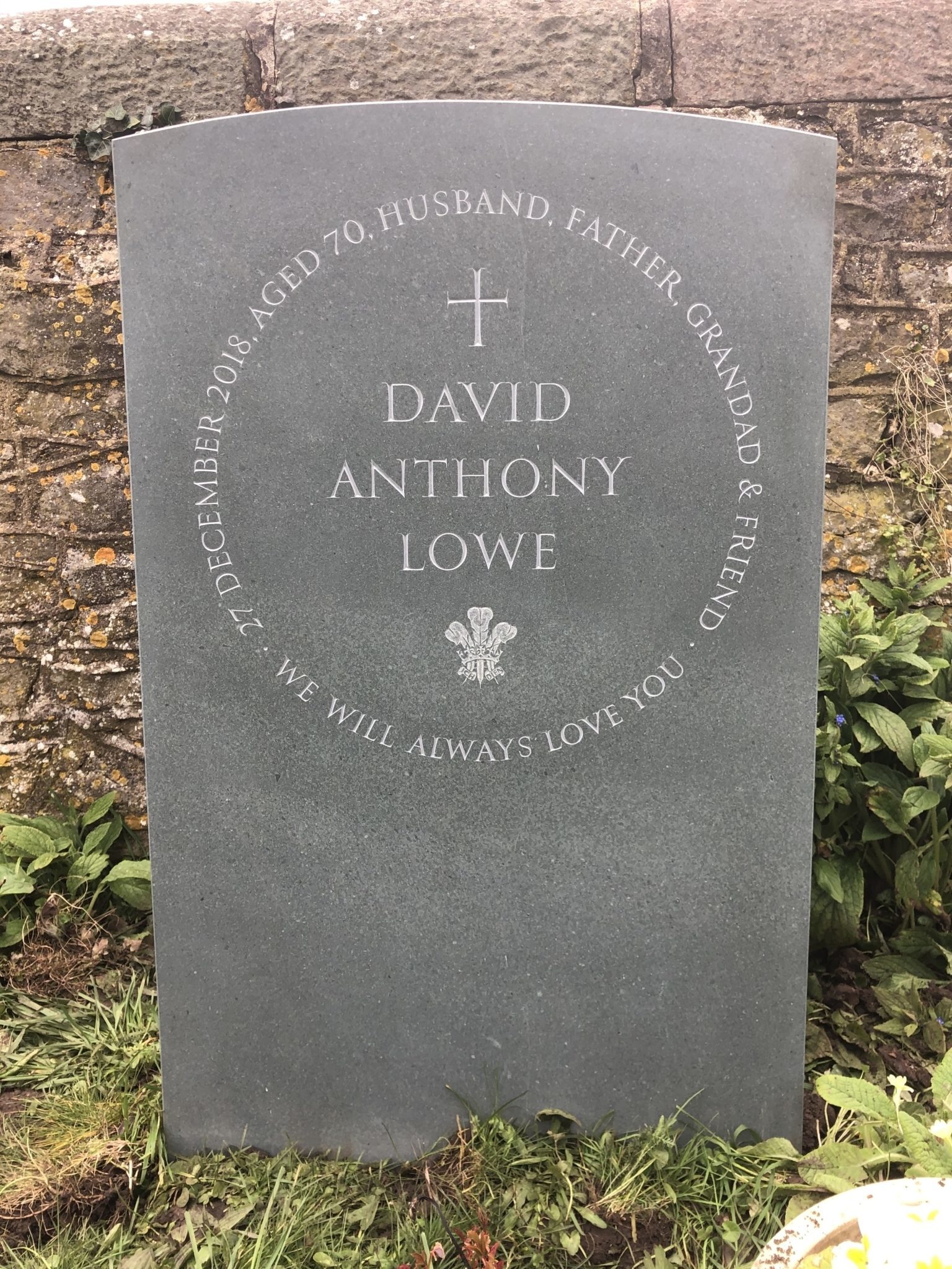What do you write on a father's or husband's headstone? Stoneletters